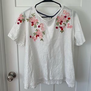 White floral tee